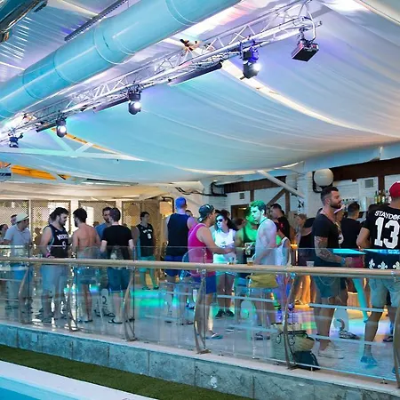 Апартаменты Bc Music (adults Only)